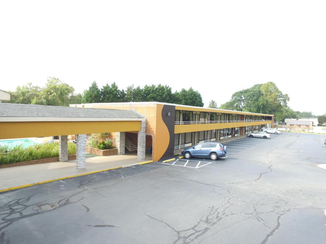 Quality Inn South Boston - Danville East Exterior photo